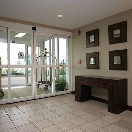 Baymont By Wyndham Dale Interior foto